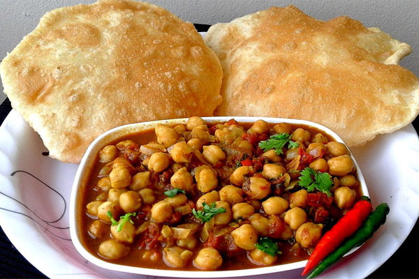 Chola Bhatura